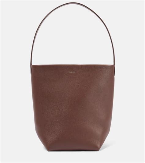 the row park bag dupe
